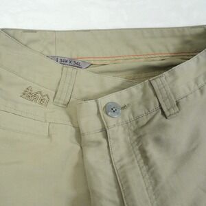 REI Flat Front 100% Nylon Hiking Pants w/ Zip Cargo Pockets. Greige, Men's 34X31